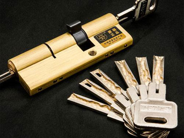 盐城24小时上门开锁公司